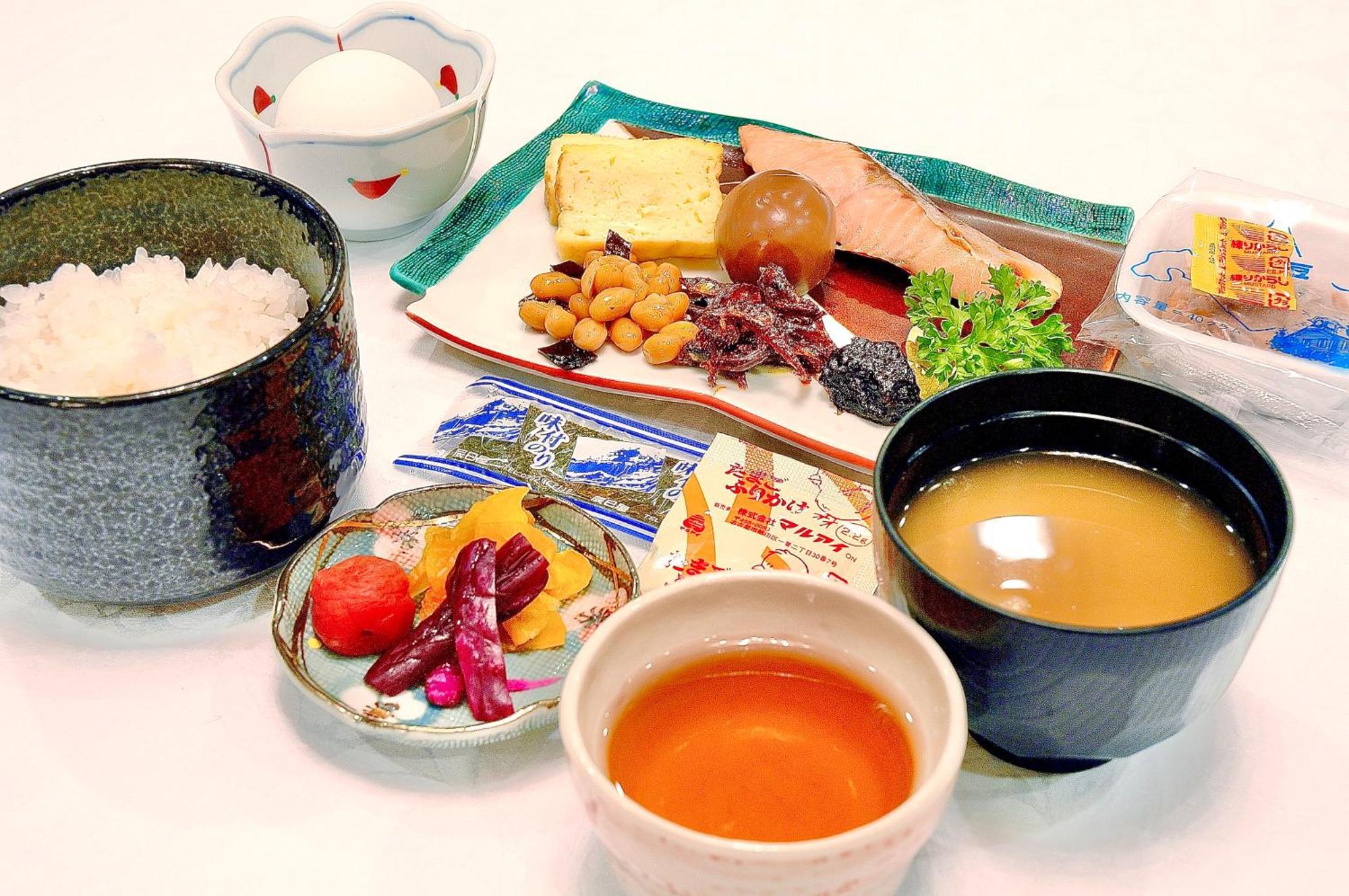 Hiroshima Ekimae Universal Hotel מראה חיצוני תמונה